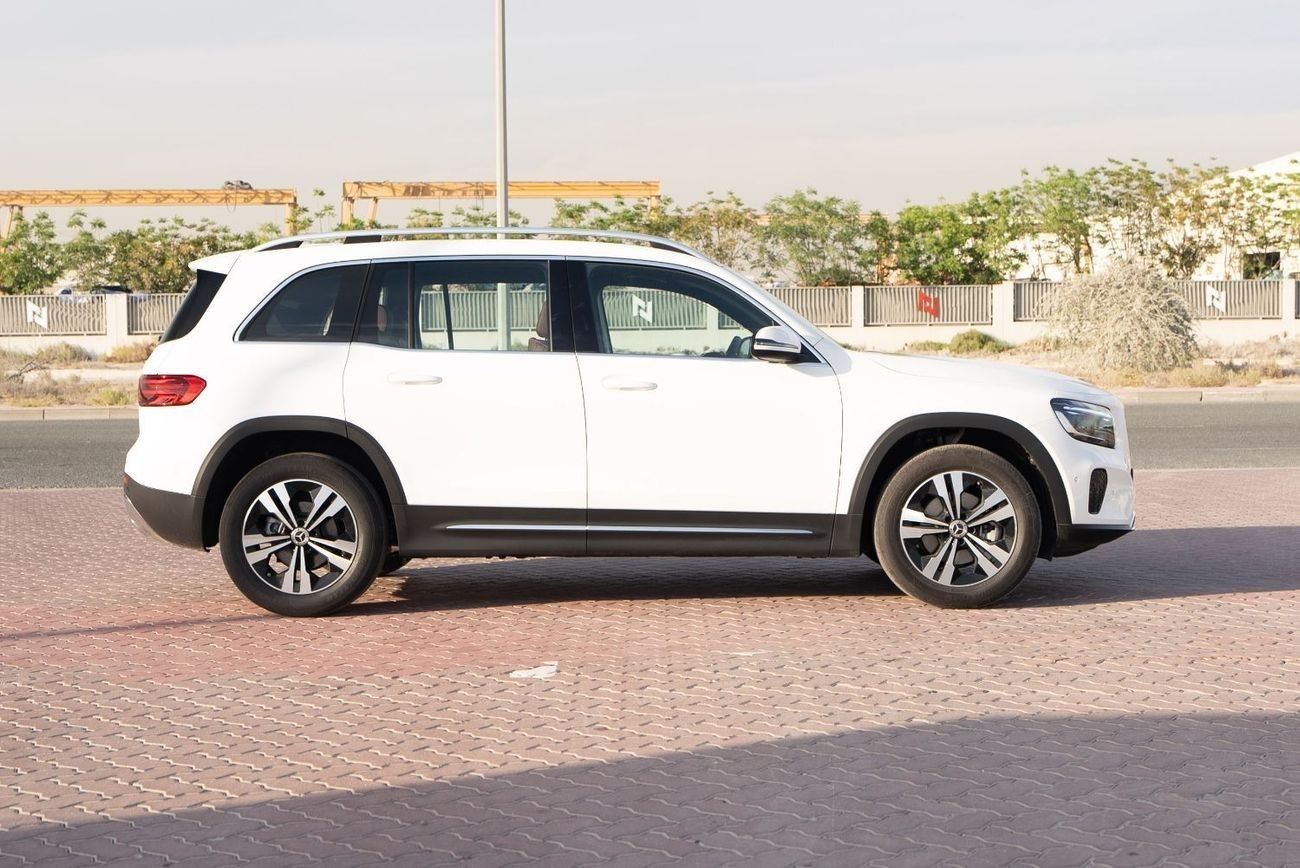 Mercedes-Benz GLB 200 2025 MERCEDES BENZ GLB 200 DYNAMIC 1.3 - WHITE inside BROWN | Export Price