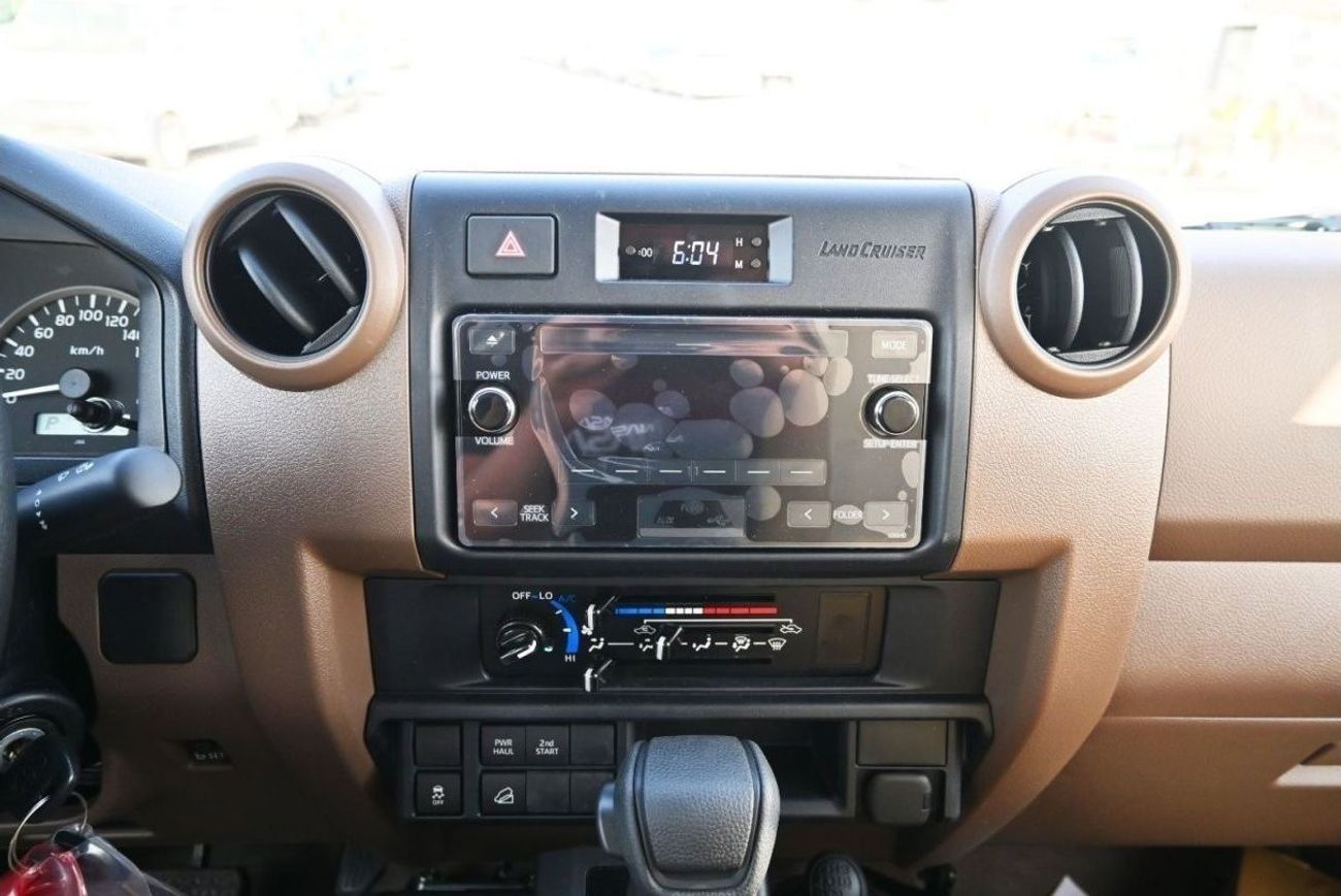 تويوتا لاند كروزر بيك آب تويوتا لاند كروزر (79 سلسلة) بيك اب 4WD 2024