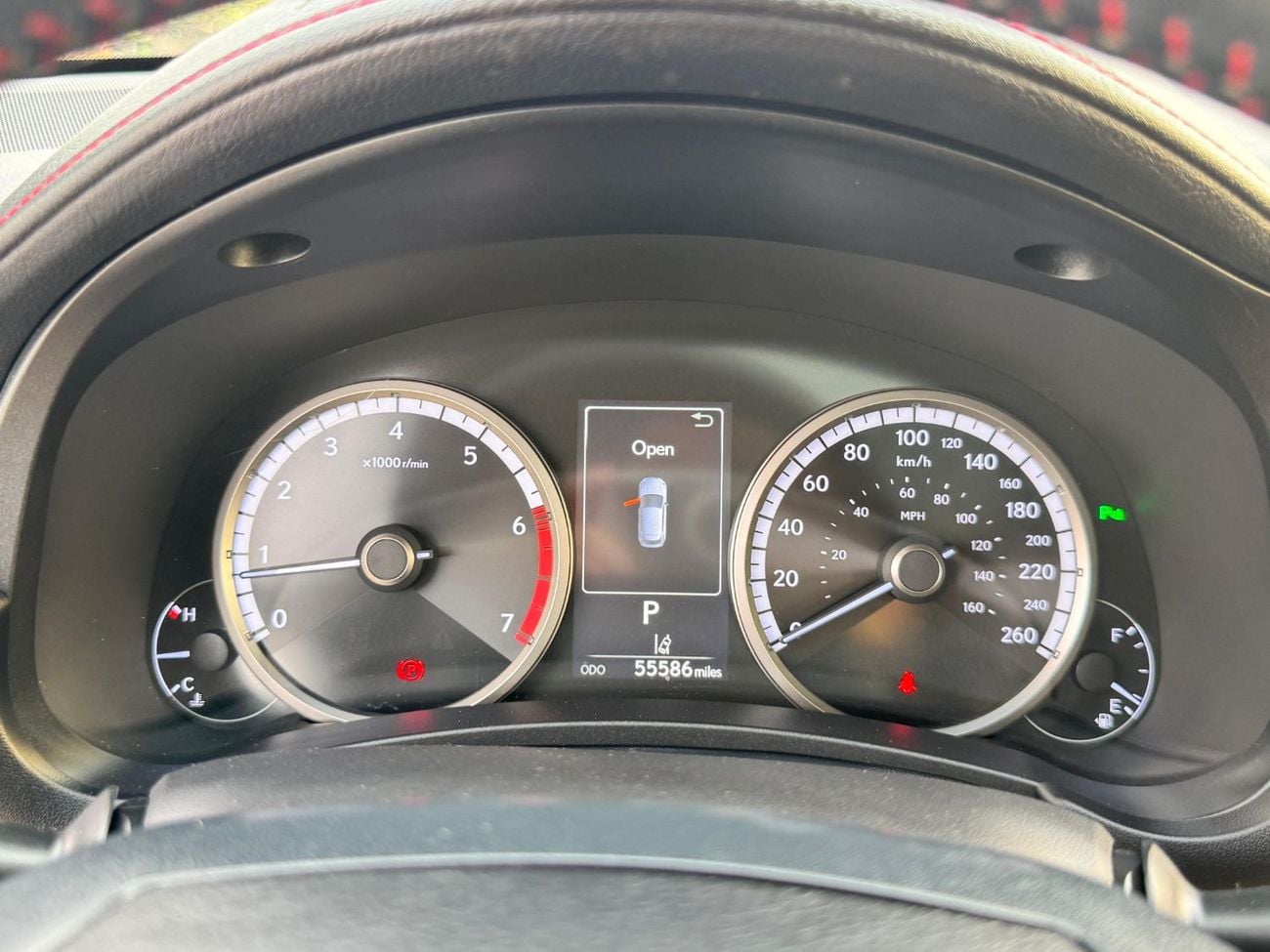 لكزس NX 300 F-SPORT PLATINUM