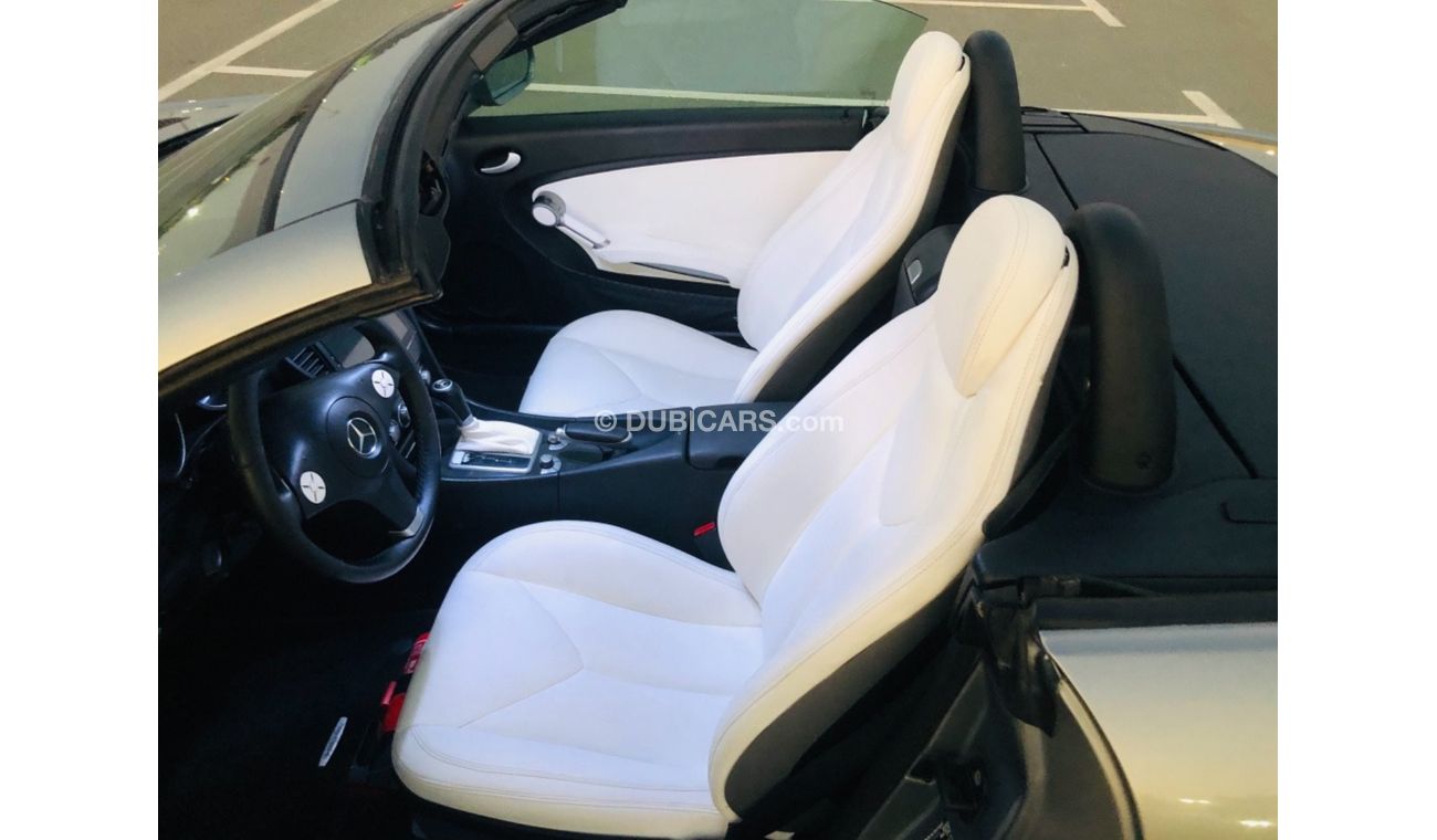 Mercedes-Benz SLK 200 Model 2009 GCC car prefect condition inside and outside full option