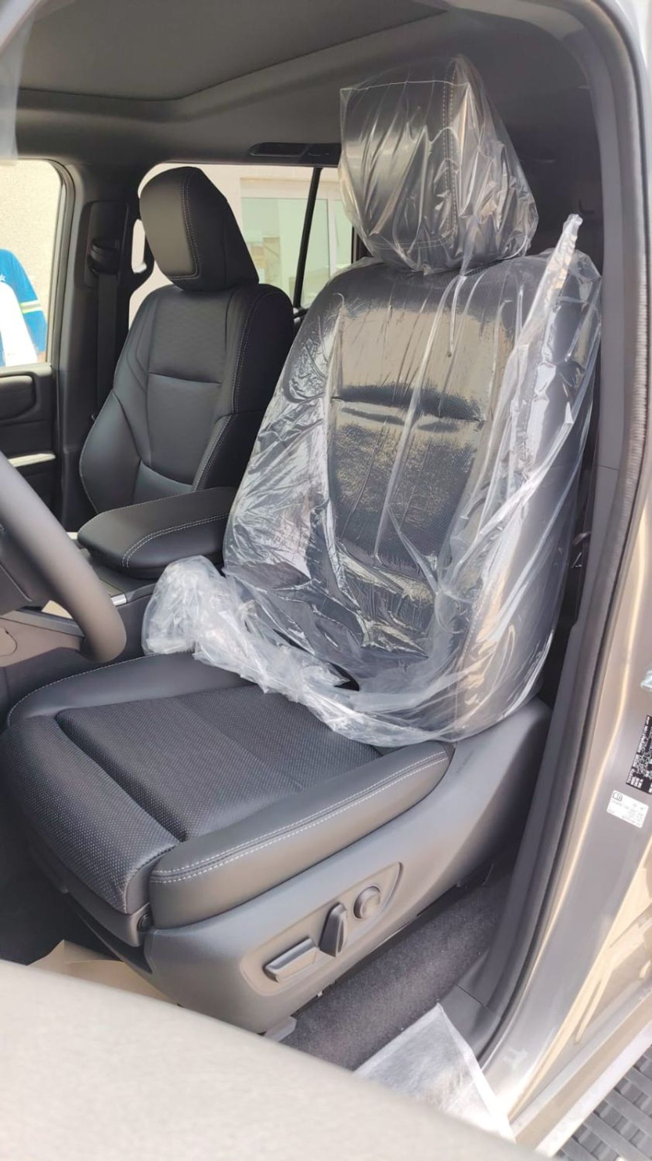 Toyota Prado Toyota Prado Luxury+ Petrol 2.4L 2025