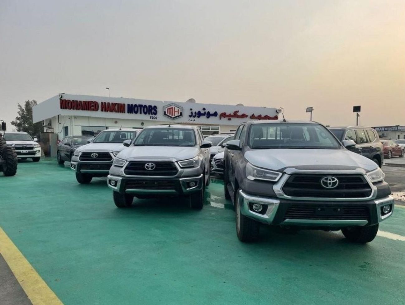 Toyota Hilux GLX 2.7L Double Cab Utility 4WD A/T GLX Double Cab Utility 4WD A/T GLX Double Cab Utility 4WD M/T 20