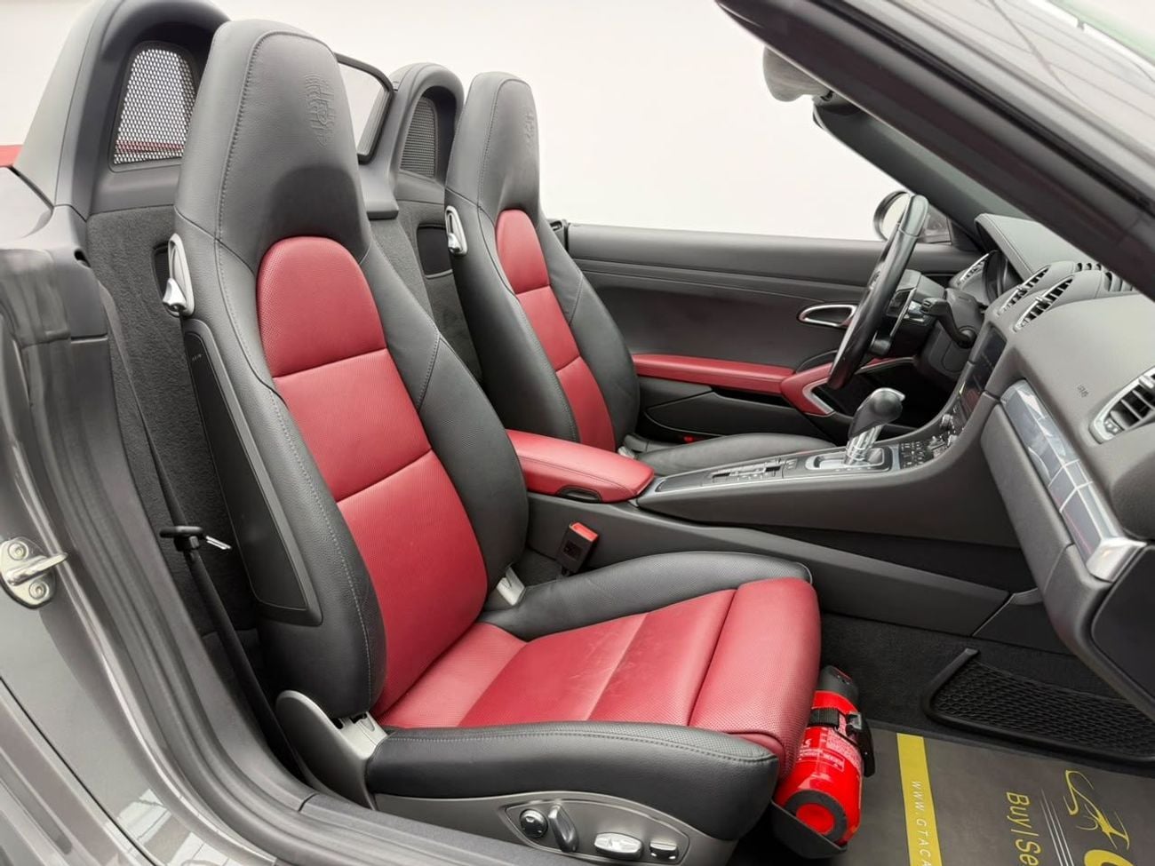 Porsche 718 Boxster STANDARD