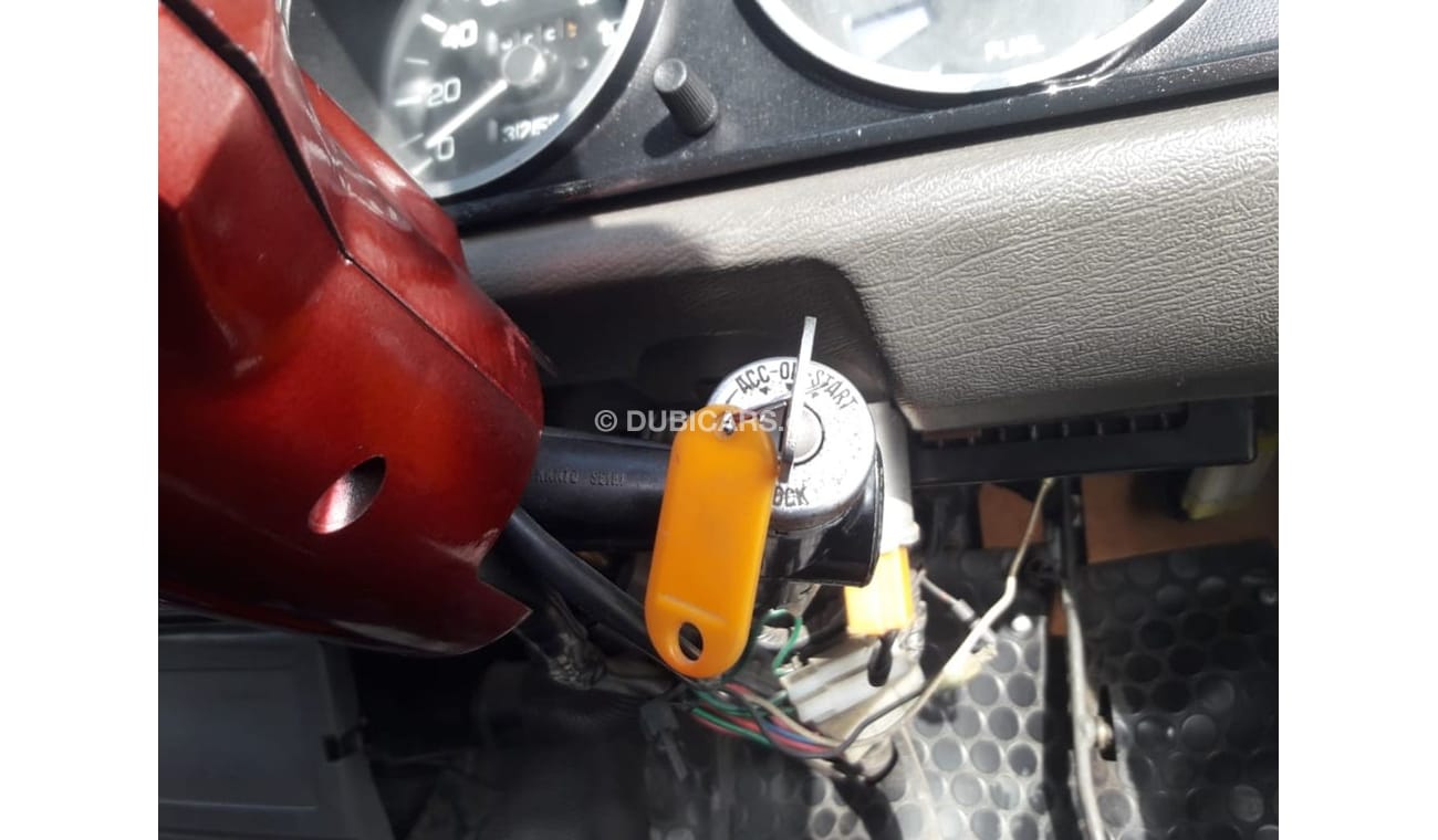 نيسان صني Nissan sunny RIGHT HAND DRIVE (Stock no PM 278 )