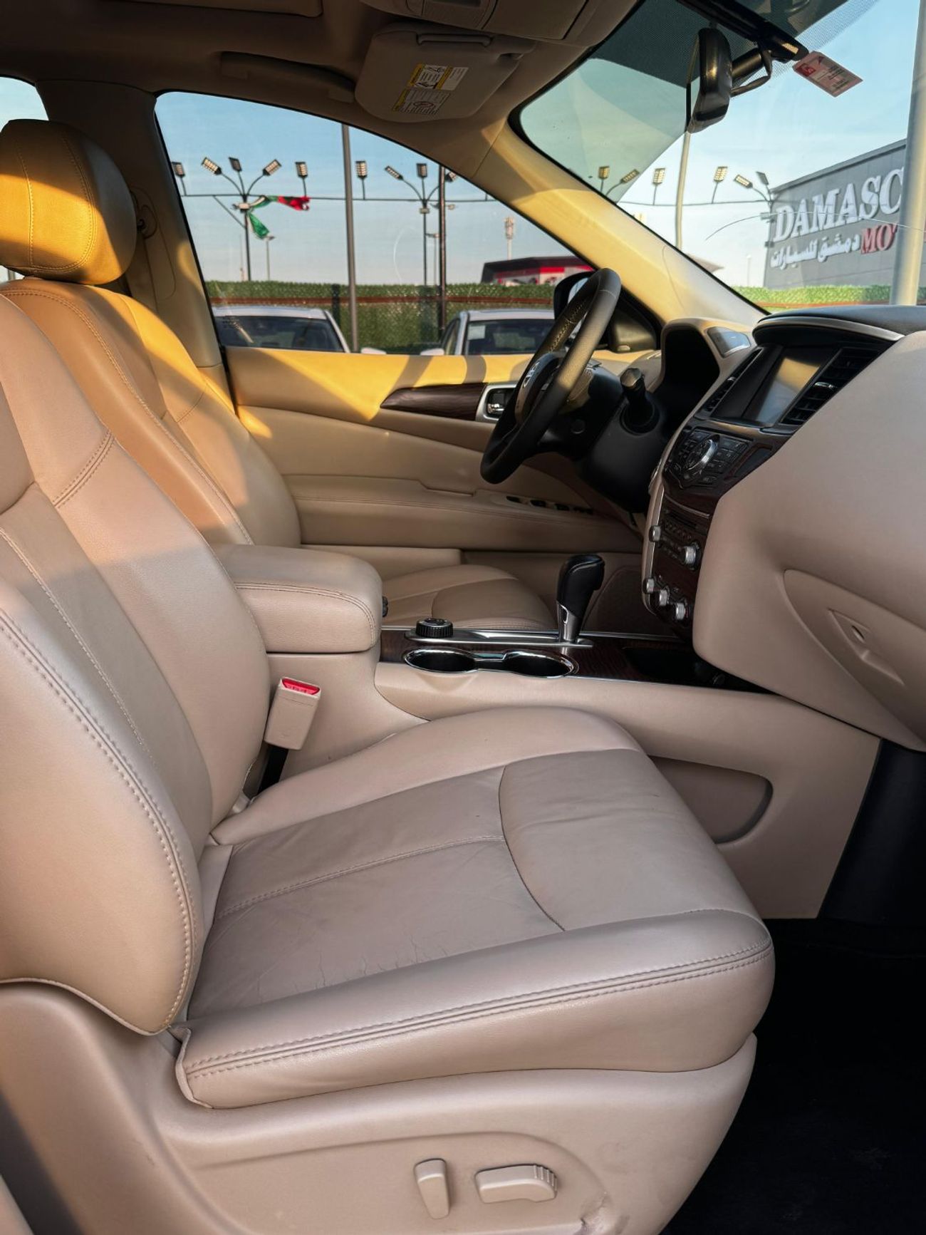 نيسان باثفايندر SV 3.5L (260 HP) 4WD