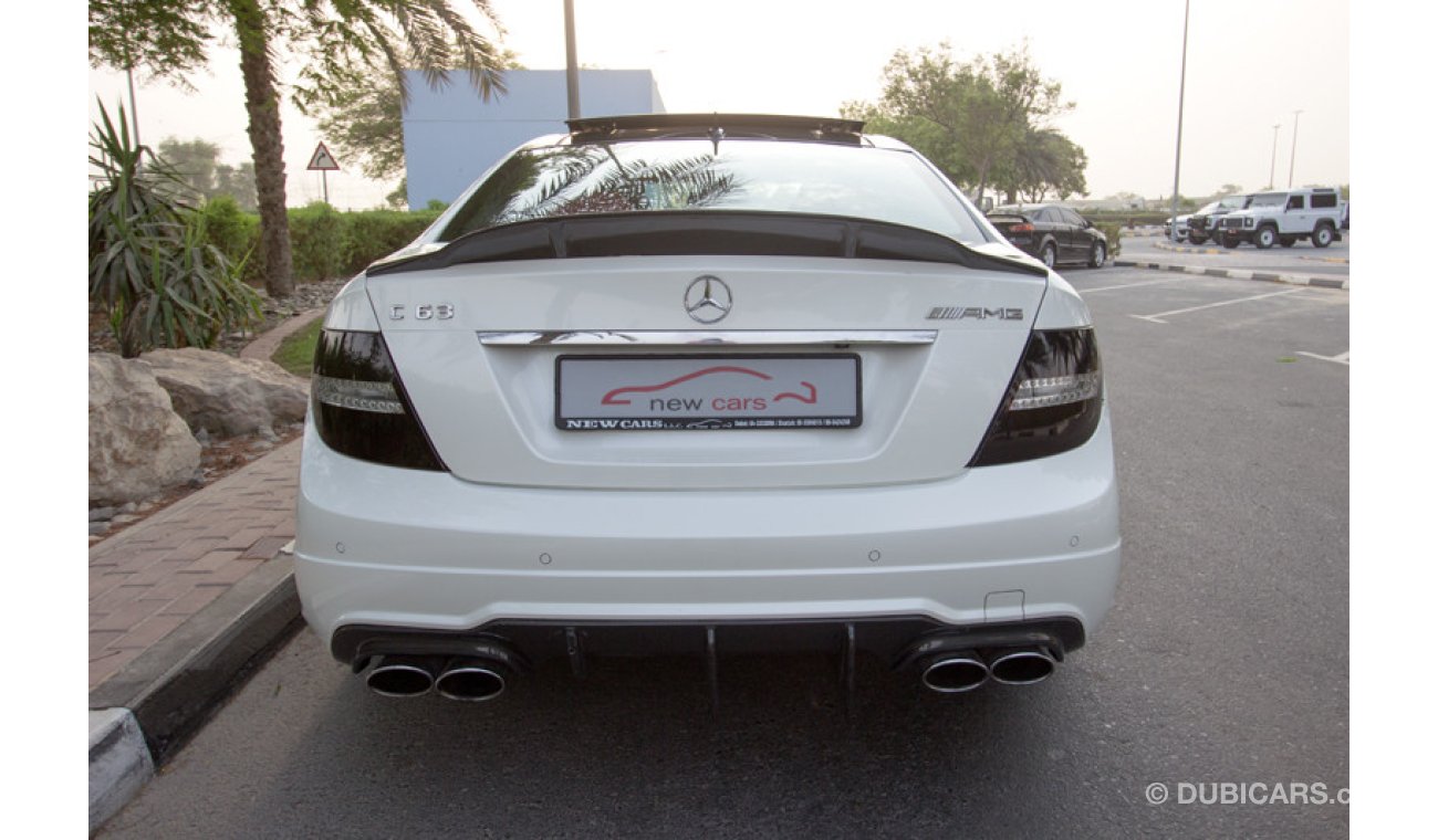 Mercedes-Benz C 63 Coupe Mercedes C63 AMG - V8 -2013 - White - ZERO DOWN PAYMENT - 2155 AED/MONTHLY - 1 YEAR WARRANTY