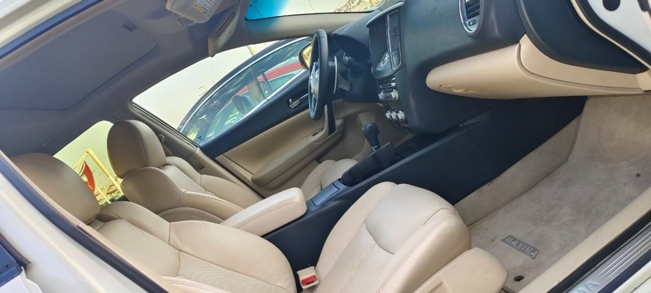 Nissan Maxima Maxima