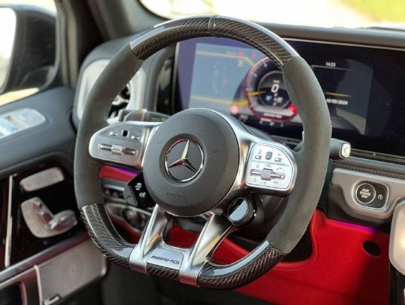 مرسيدس بنز G 63 AMG بريميوم + 4.0L V8 PTR A/T // 2022 // FULL OPTION WITH AMG KIT , 360 CAMERA // SPECIAL OFFER // BY FO