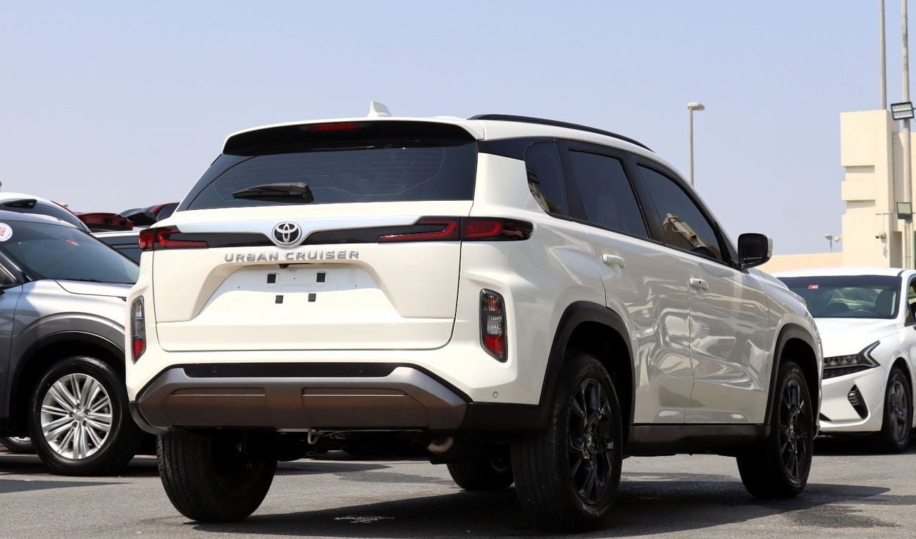Toyota Urban Cruiser GLX ACCIDENTS FREE - GCC -PERFECT CONDITION INSIDE OUT - ORIGINAL PAINT - ENGINE 1500 CC