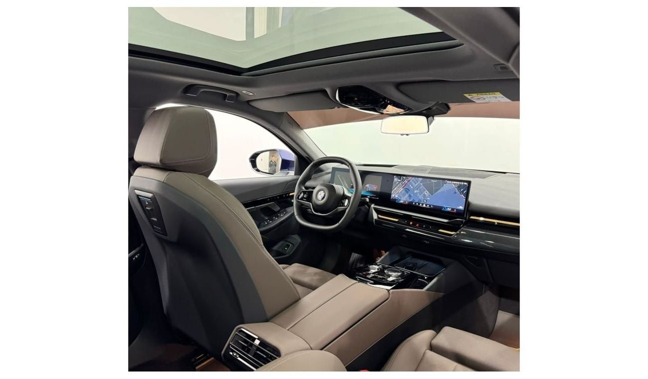 بي أم دبليو 520i 2024 BMW 520i, BMW Warranty + Service Pack, Excellent Condition, GCC