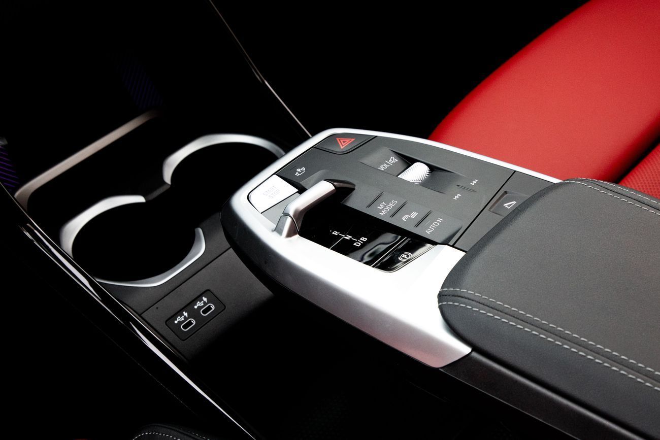 BMW iX1 iX1 | 3,251 P.M | 0% Downpayment | Warranty 2030!