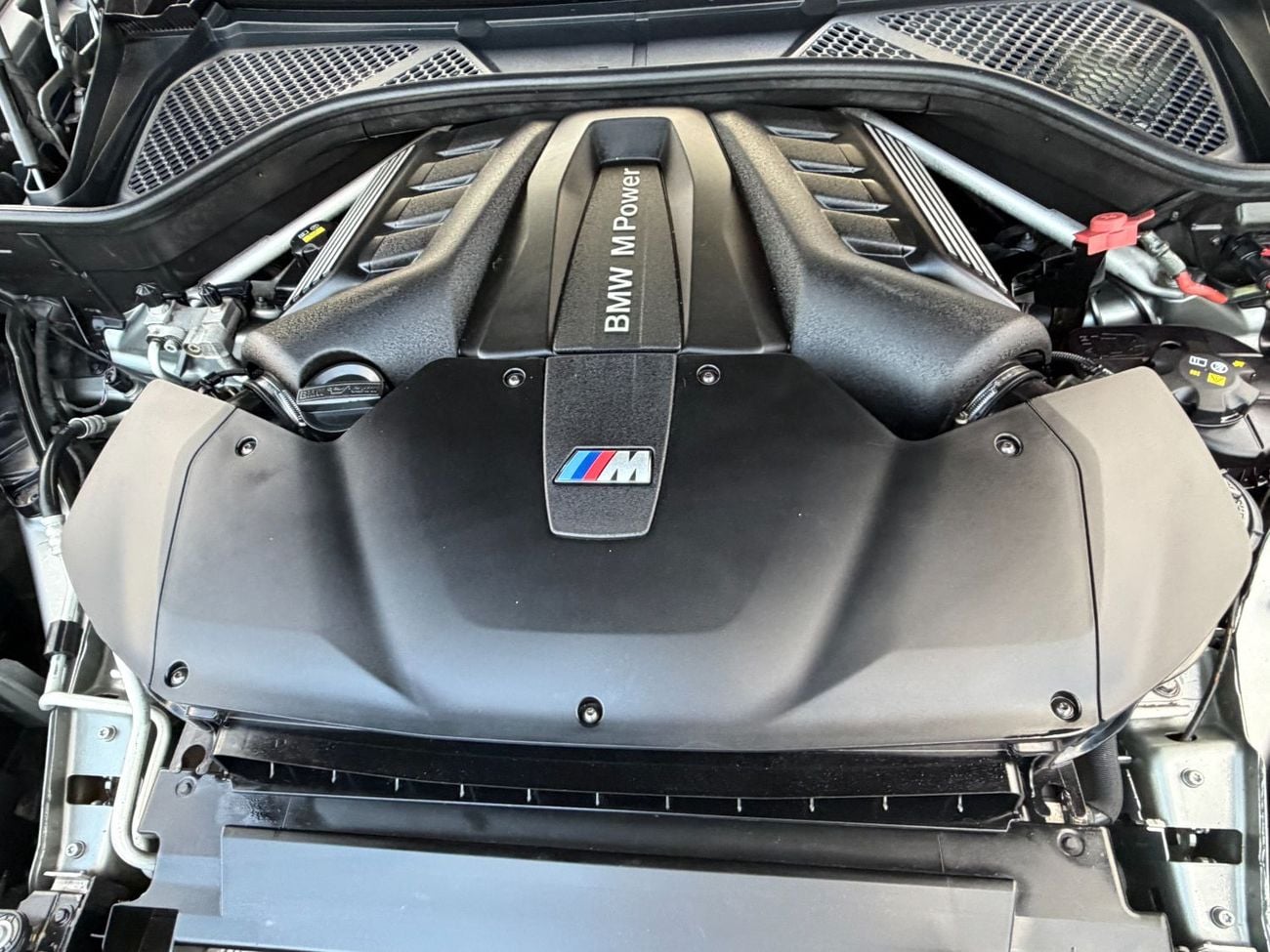 BMW X5 50i Luxury M Sport 4.4L