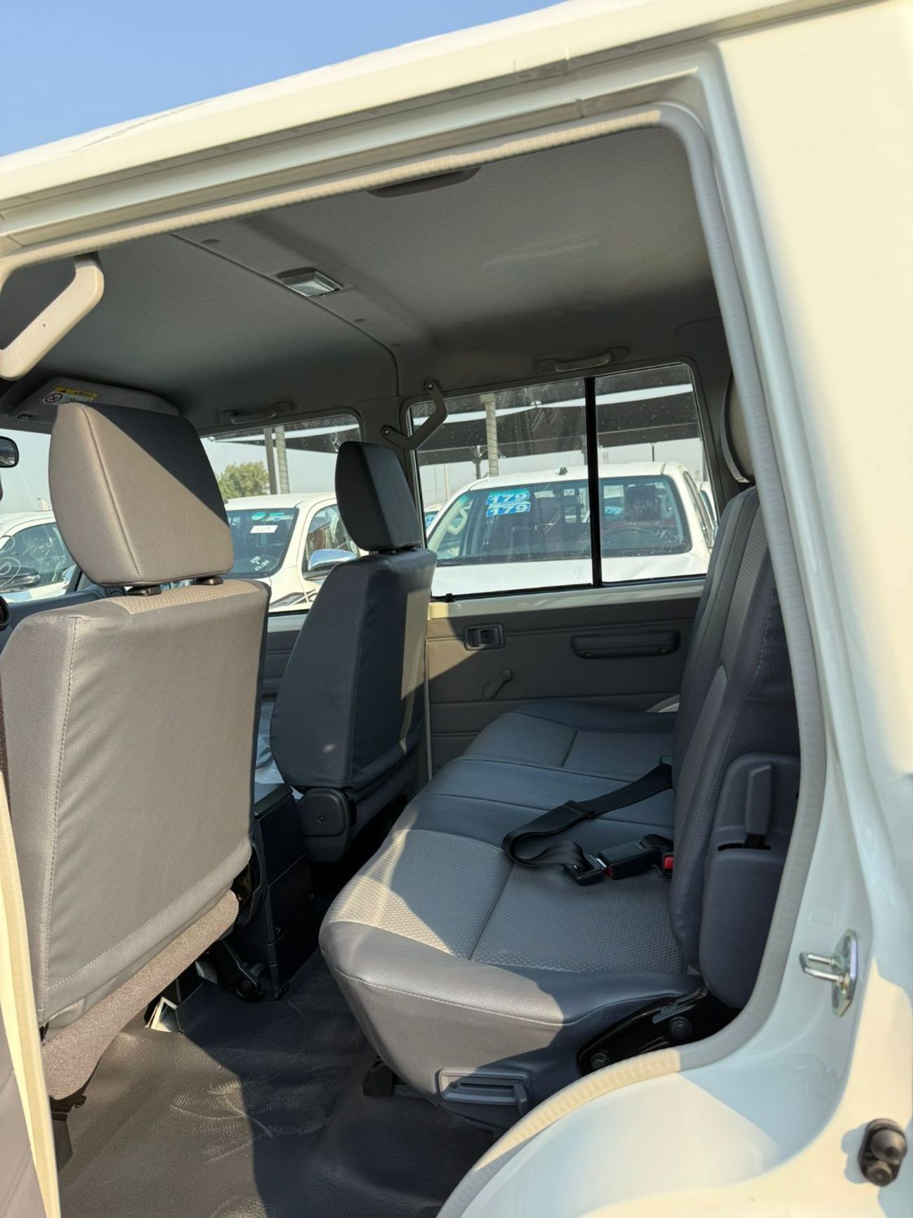 Toyota Land Cruiser Pick Up Std 4.0L Double Cab Utility 4WD