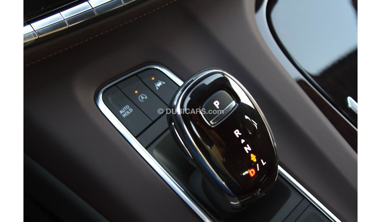 Cadillac Escalade Escallade ESV 600 Long Wheel Base.