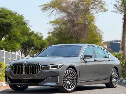 BMW 730Li PURE EXCELLENCE BMW 730Li 2022 Under BMW Warranty Service Contract (GCC – Full Service History – Perfect Condi