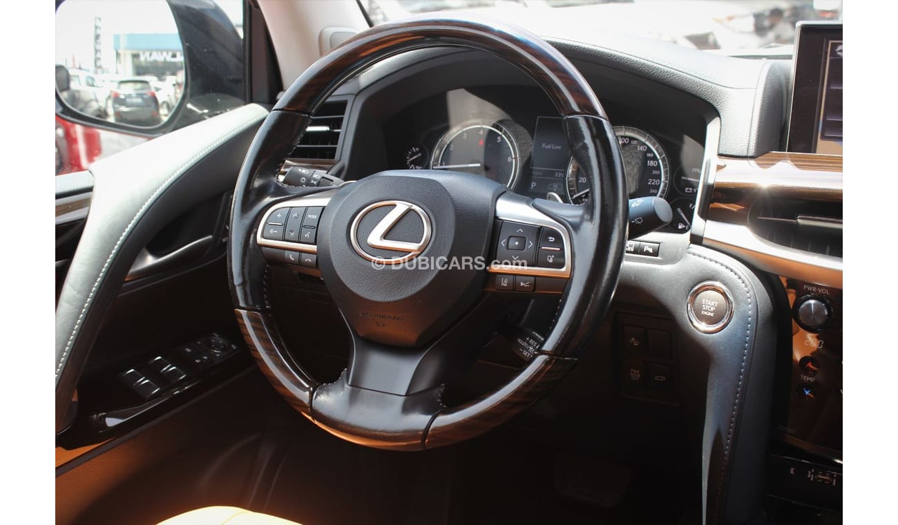Lexus LX 570 (2018) V8, GCC