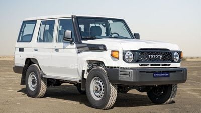 Toyota Land Cruiser 70 LC 76 - Manual - 4.2L - Diesel - Hard Top - Four Wheel Drive - 9 seats - 5 Door