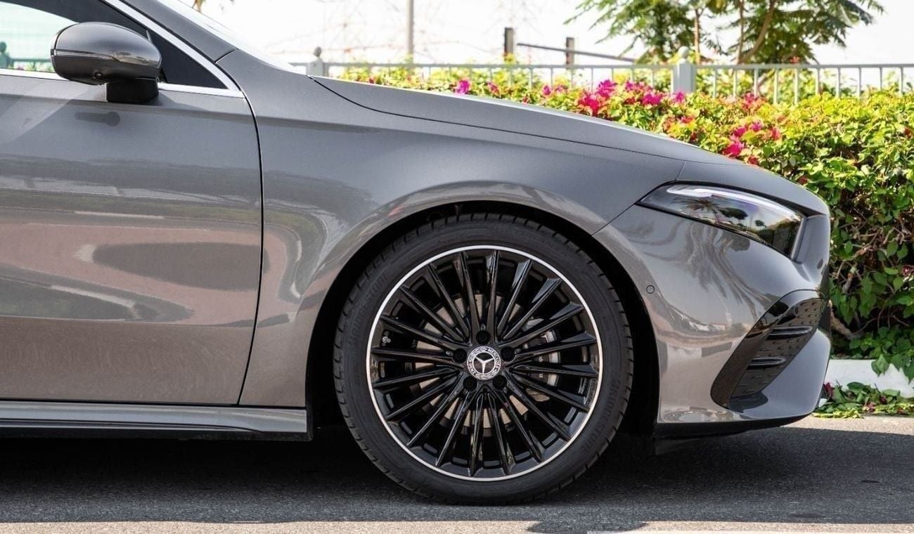 مرسيدس بنز A 200 AMG AMG Hatchback | 2025 | GCC Specs with 5 Years Warranty | For Local Registration +10%