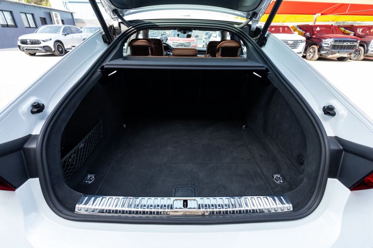 أودي A7 45 TFSI S-Line 2.0L