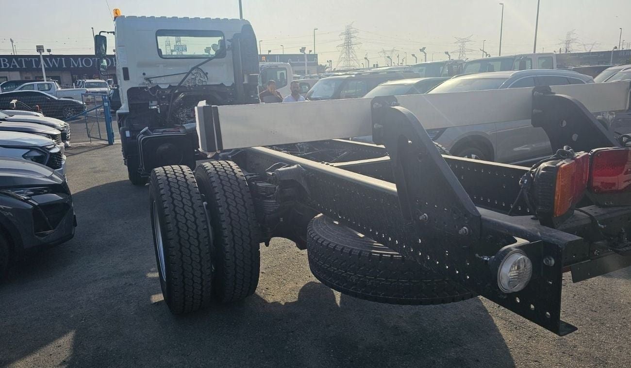 Hino 500 1927 7.6L 6-CYLINDER DIESEL