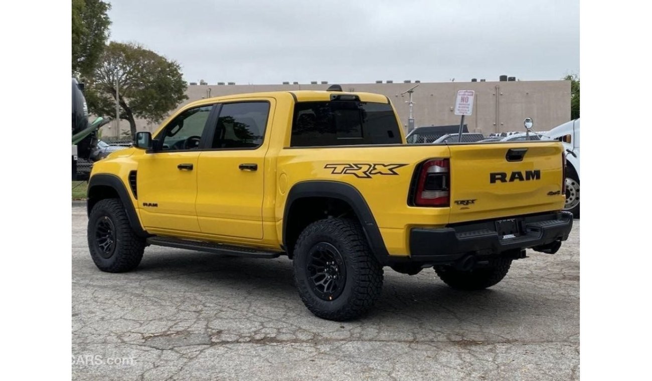 رام 1500 1500 TRX Baja Yellow (UAE Local Price) попросите нашу экспортную скидку