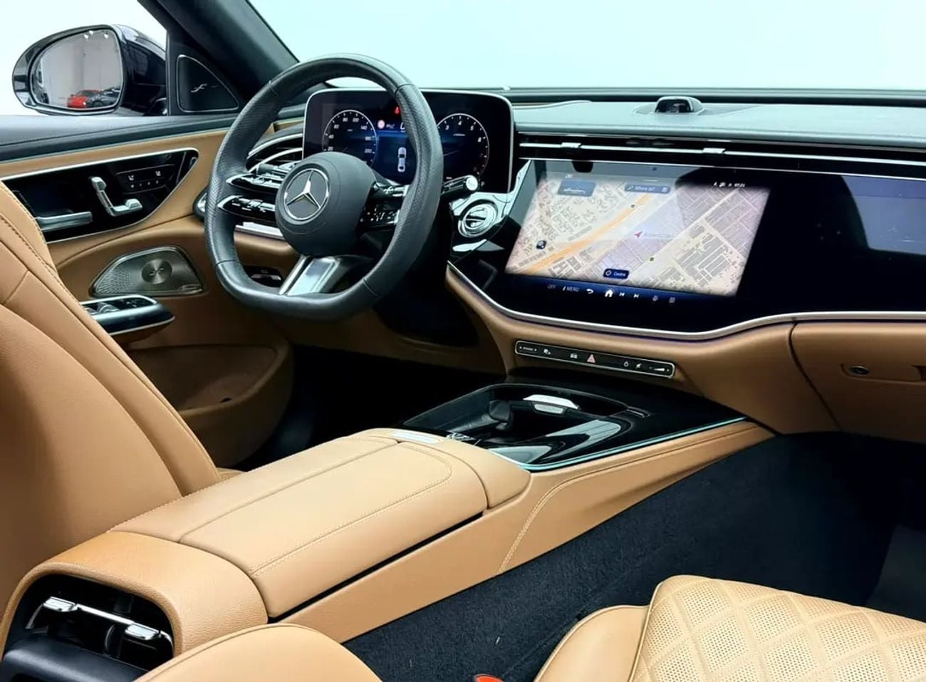 Mercedes Benz E300 E300 Premium+, MB Warranty + Service Pack, Full MB Service History, GCC