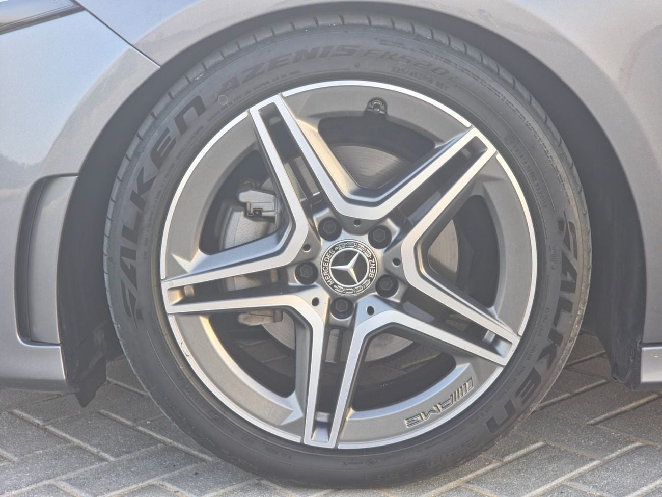 مرسيدس بنز A 200 AMG