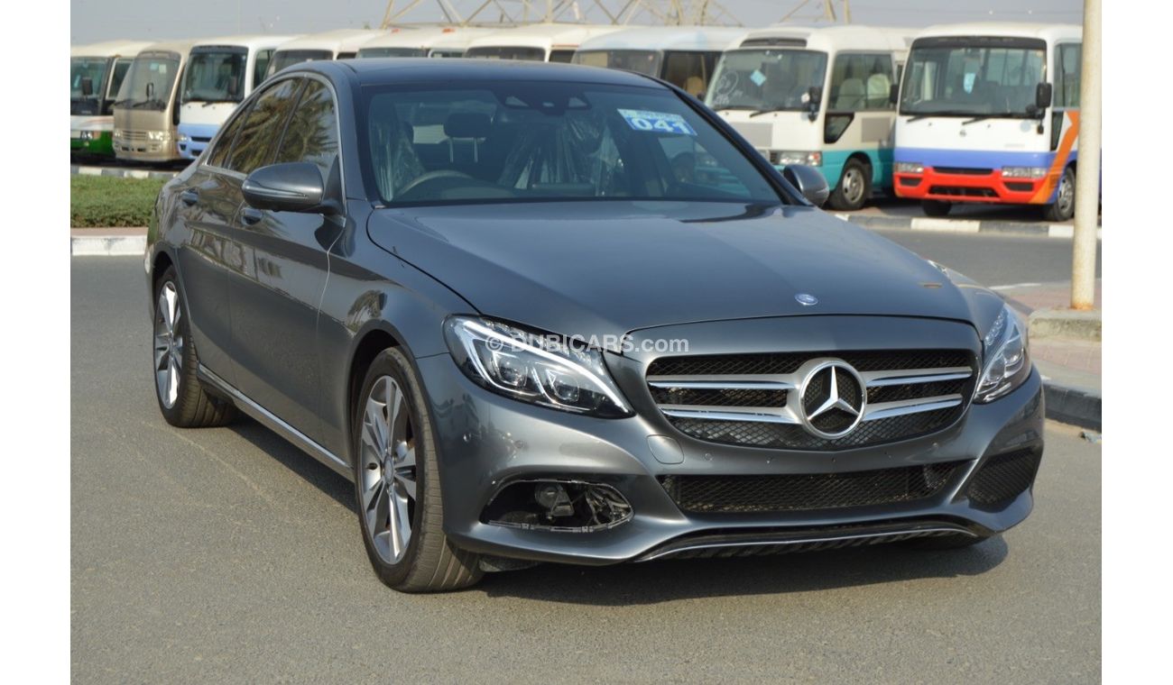 Mercedes-Benz C 200 Full option clean car