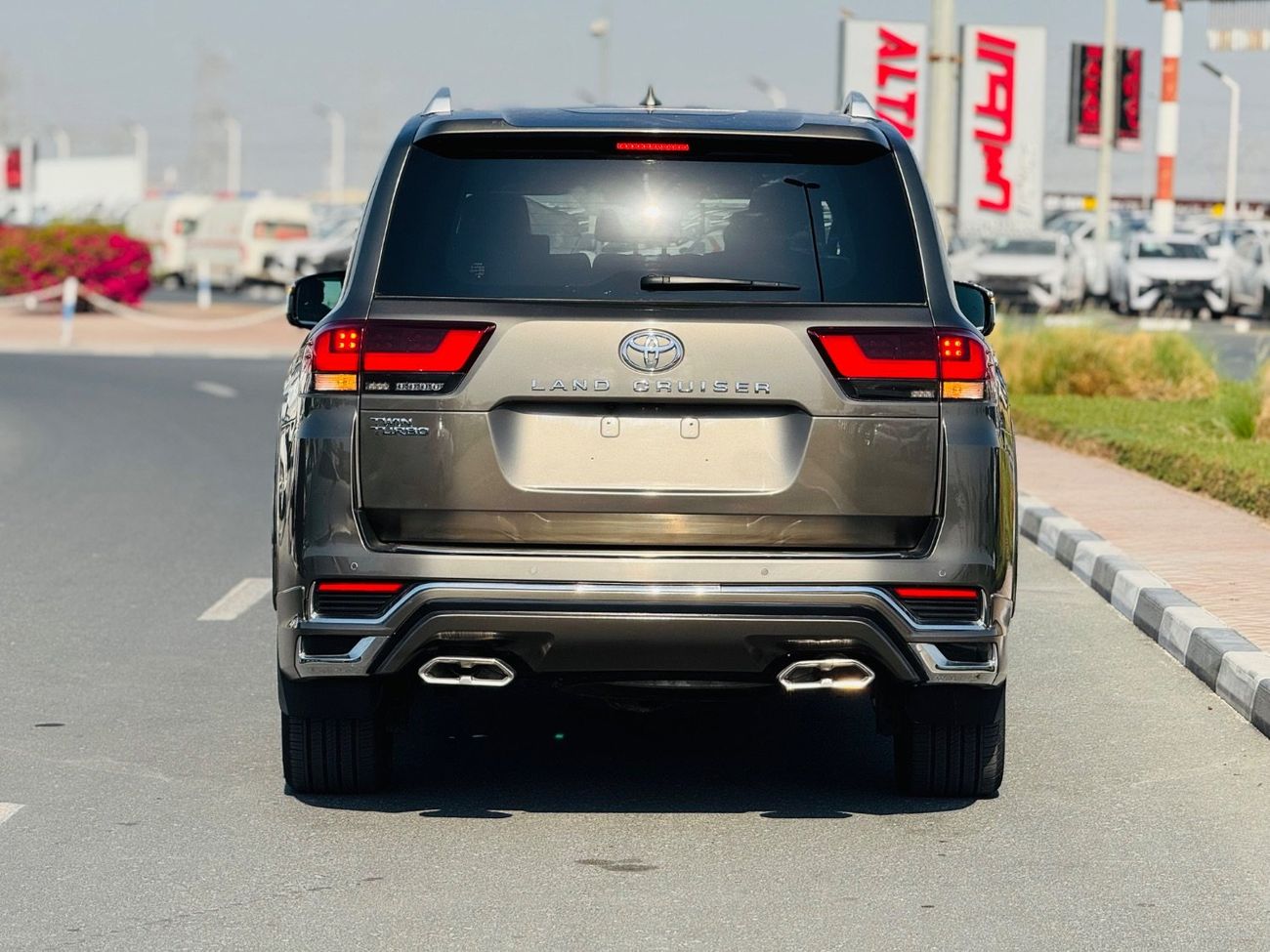 Toyota Land Cruiser Toyota Land Cruiser VXR RHD top of the range