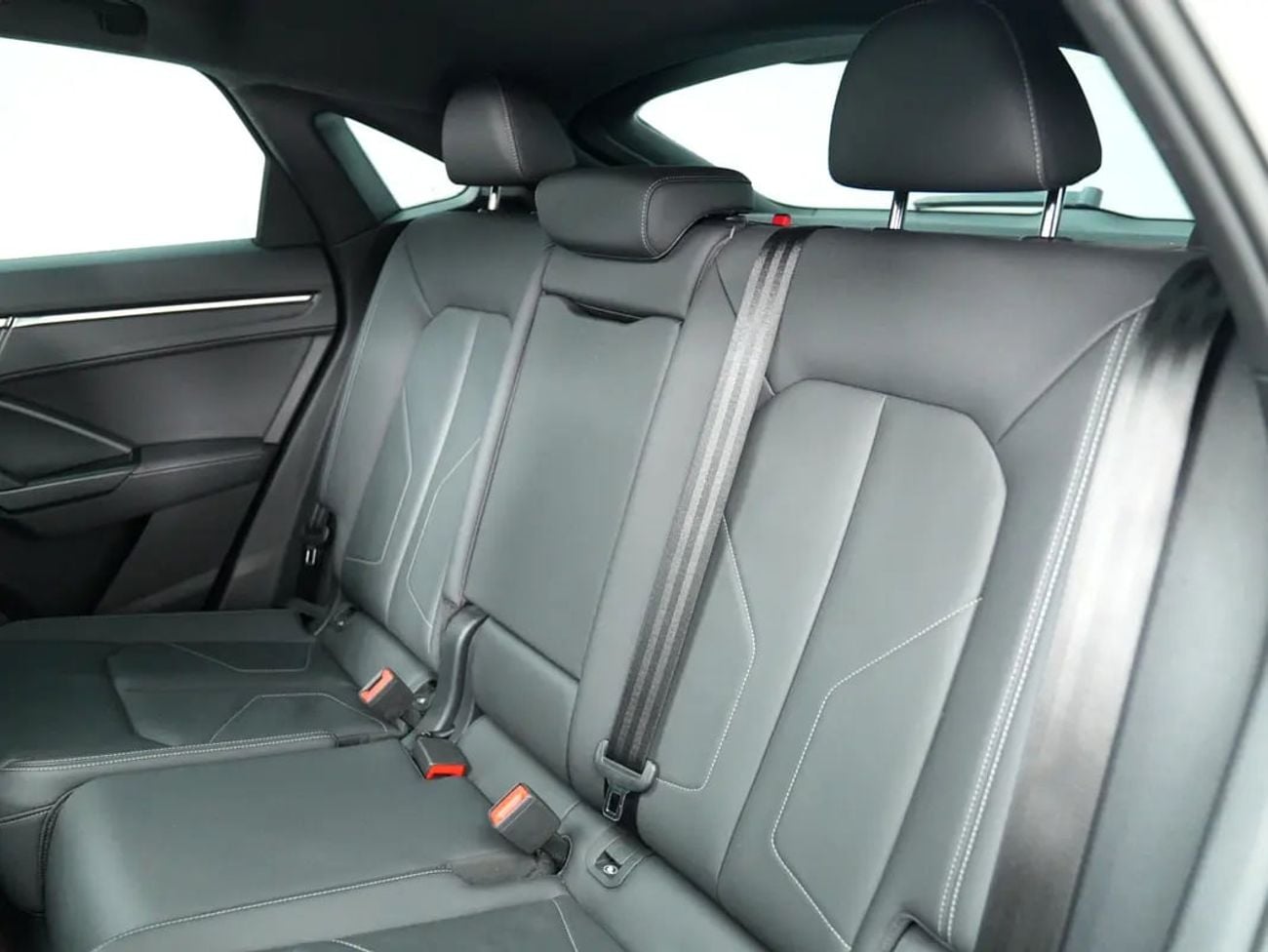 Audi Q3 40 TFSI S-LINE SPORTBACK GCC specs S line Quattro