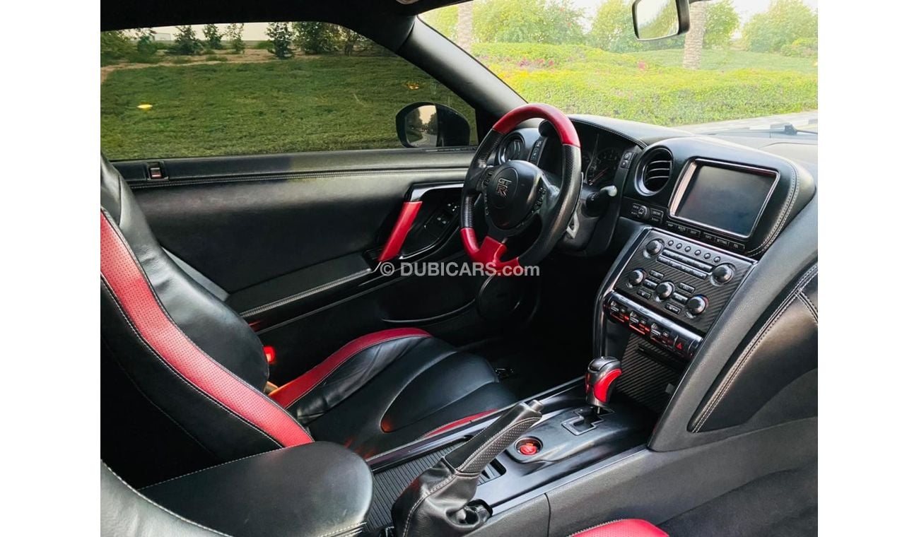 Nissan GTR Nissan GT-R GCC 2013 perfect condition clean car
