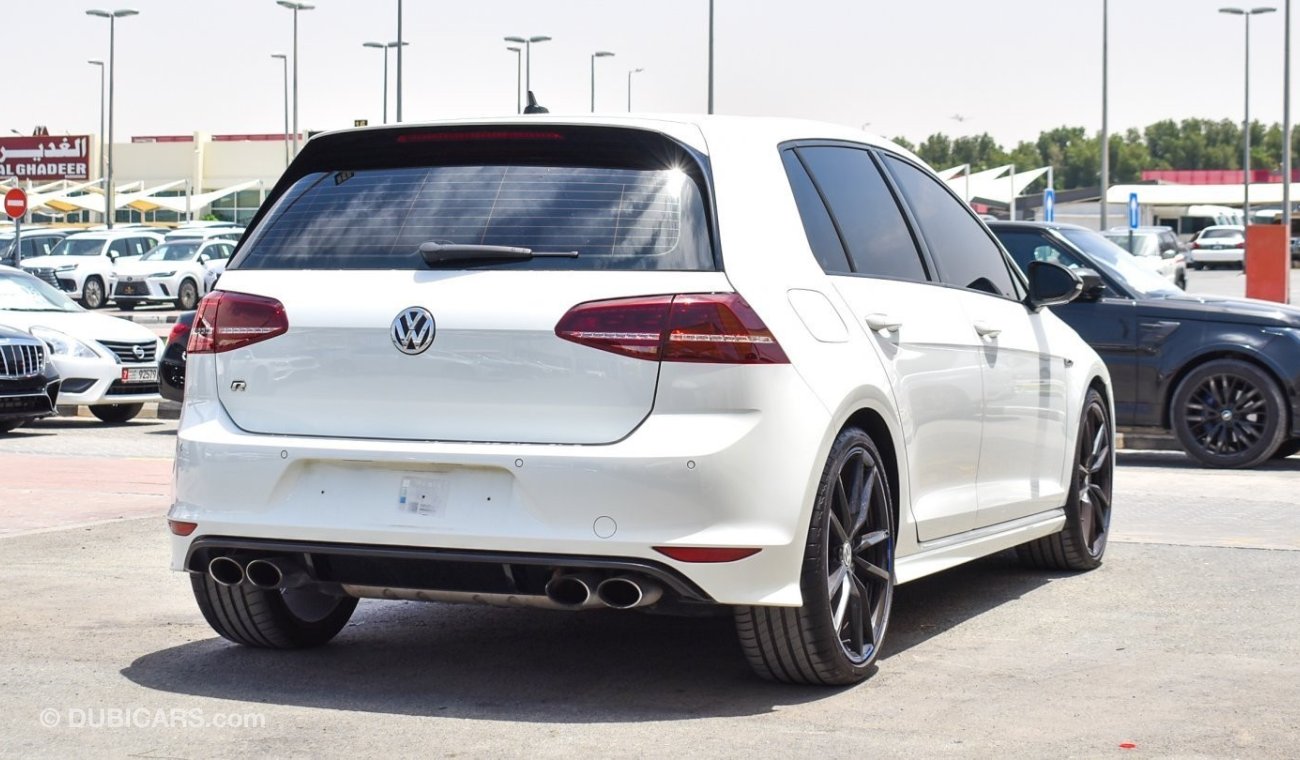 Volkswagen Golf R