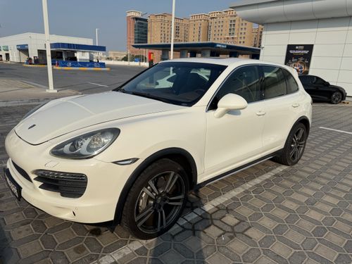 Porsche Cayenne S, V8, 4.8L, GCC, Agent’s maintenance, Good condition