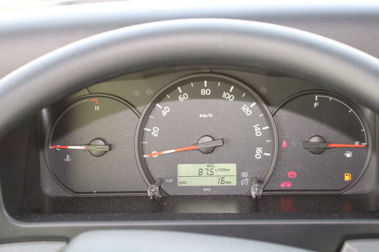 تويوتا كوستر 2.7L (23-Seater)