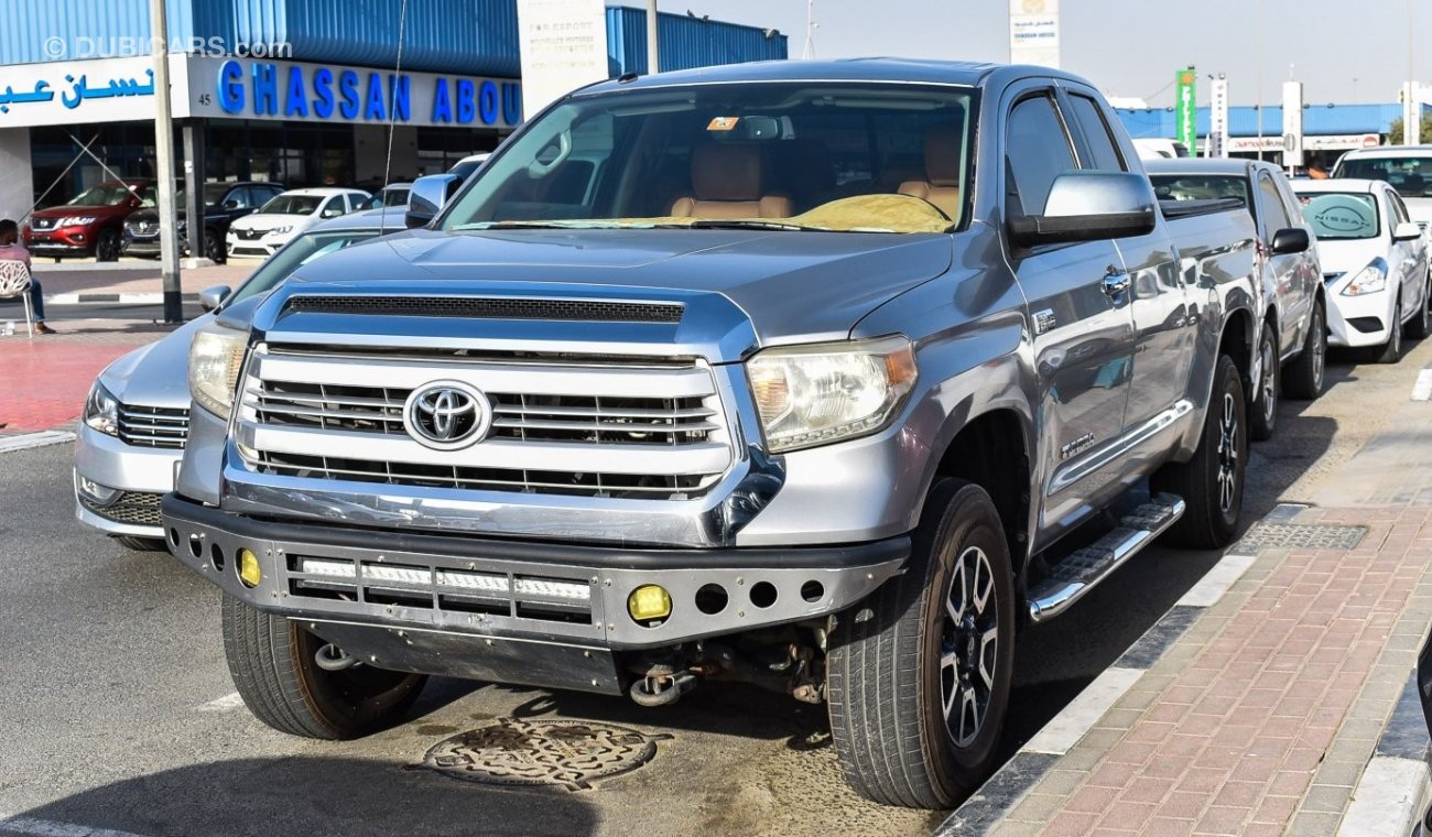 Toyota Tundra Limited 5.7L V8