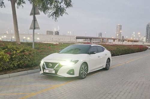 نيسان ماكسيما