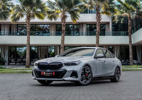 BMW i5 i5 eDrive40 M Sport | 3,917 P.M | 0% Downpayment | AGENCY WARRANTY/SERVICE