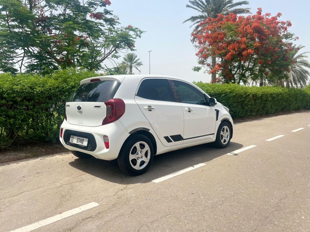 Kia Picanto 355-MONTHLY FOR 4 YEARS | GCC | LCD | REVERSE CAMERA | ACCIDENT FREE