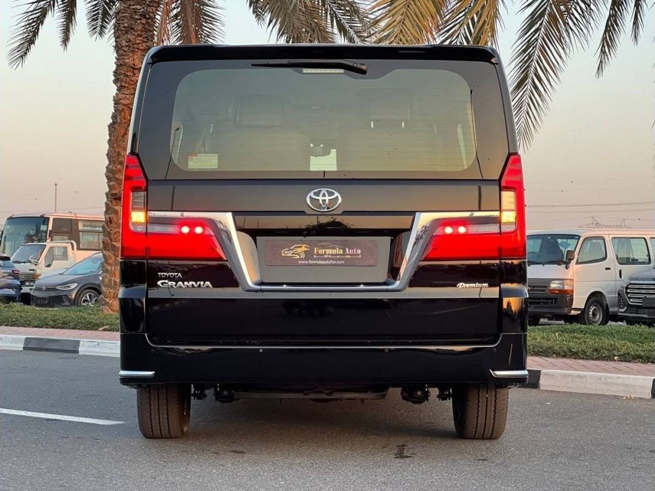 تويوتا جرافينا 3.5L V6 PTR A/T // 2024 // PREMIUM VIP FULL OPTION WITH RADAR , 360 CAMERA // SPECIAL OFFER // BY FO