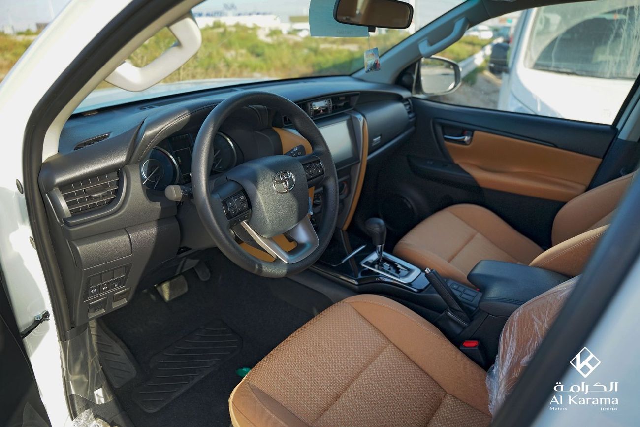 Toyota Fortuner 2.4L GX - GCC Specs - Rear Camera - Cruise Control - 4WD Automatic Drive