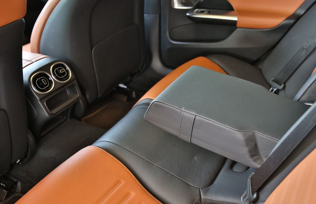 Mercedes-Benz C 300 Base