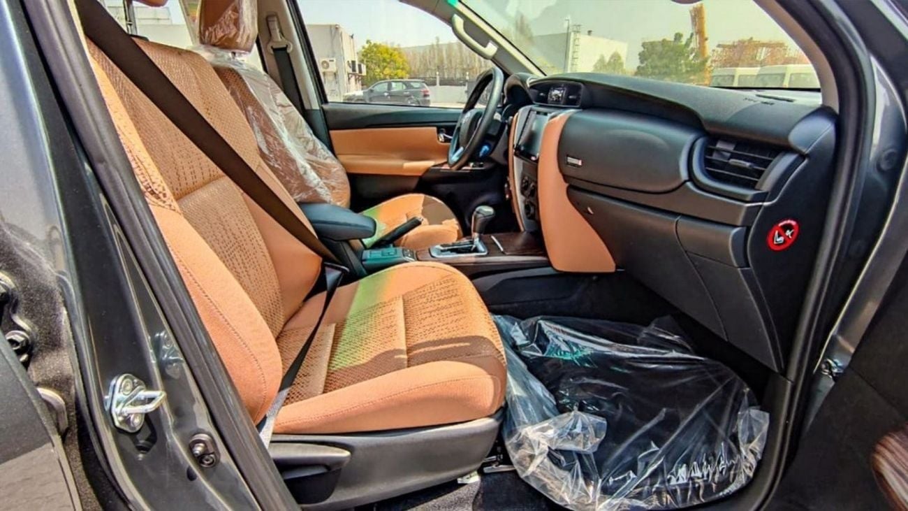تويوتا فورتونر EXR FORTUNER 2.7L AT 4WD 7SETER