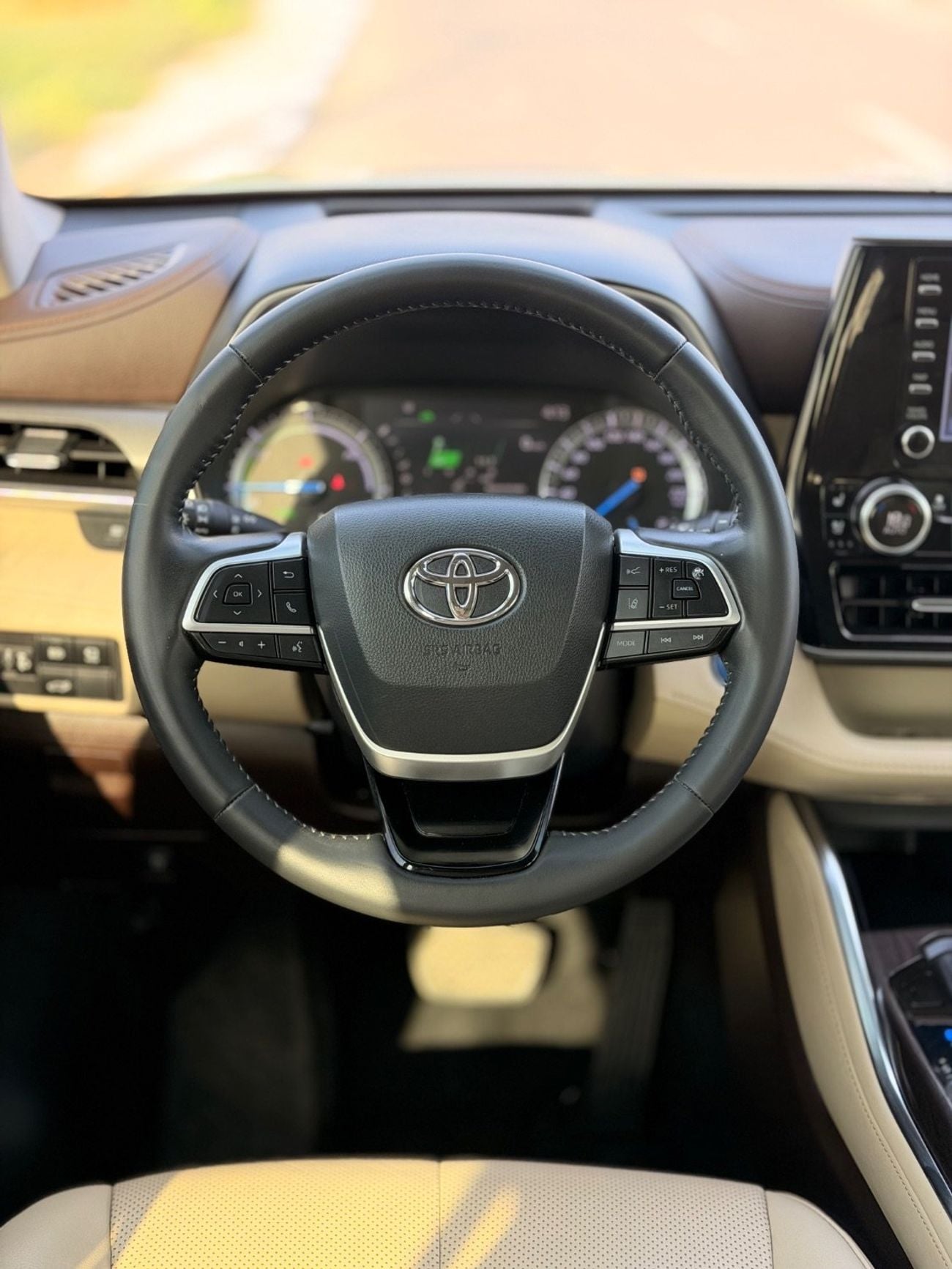 تويوتا هايلاندر Hybrid Platinum 2.5L | 360 camera, panoramic , head up display