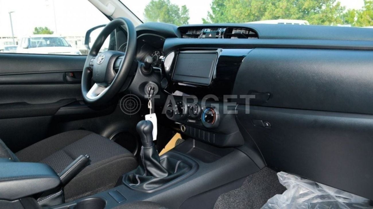 Toyota Hilux HILUX 2.4L MED OPTION