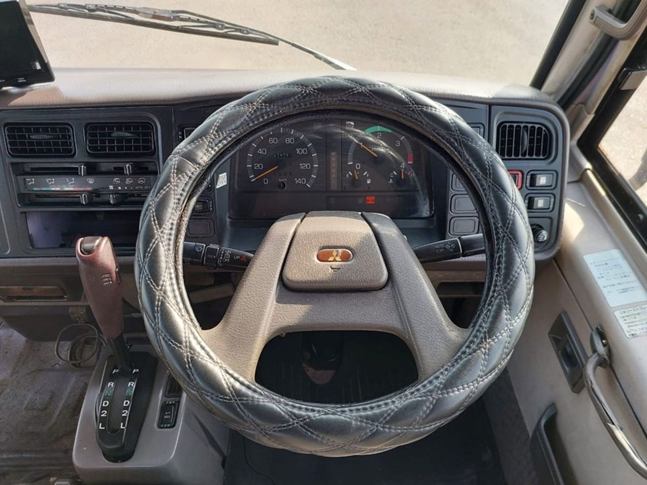 ميتسوبيشي روزا MITSUBISHI ROSA BUS RHD 1995 MODEL 3.9 L DIESEL AUTOMATIC(PM40299)