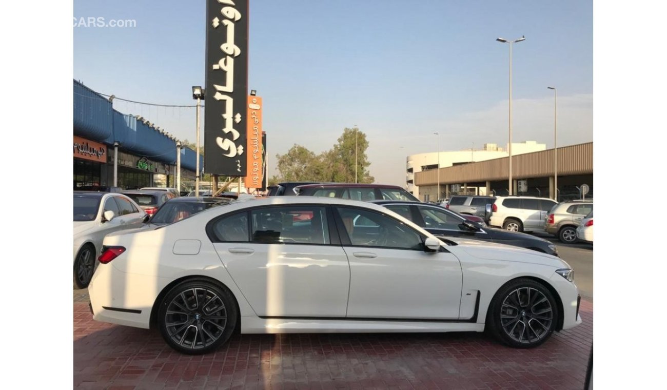 بي أم دبليو 730 LI 2021 GCC Under Warranty