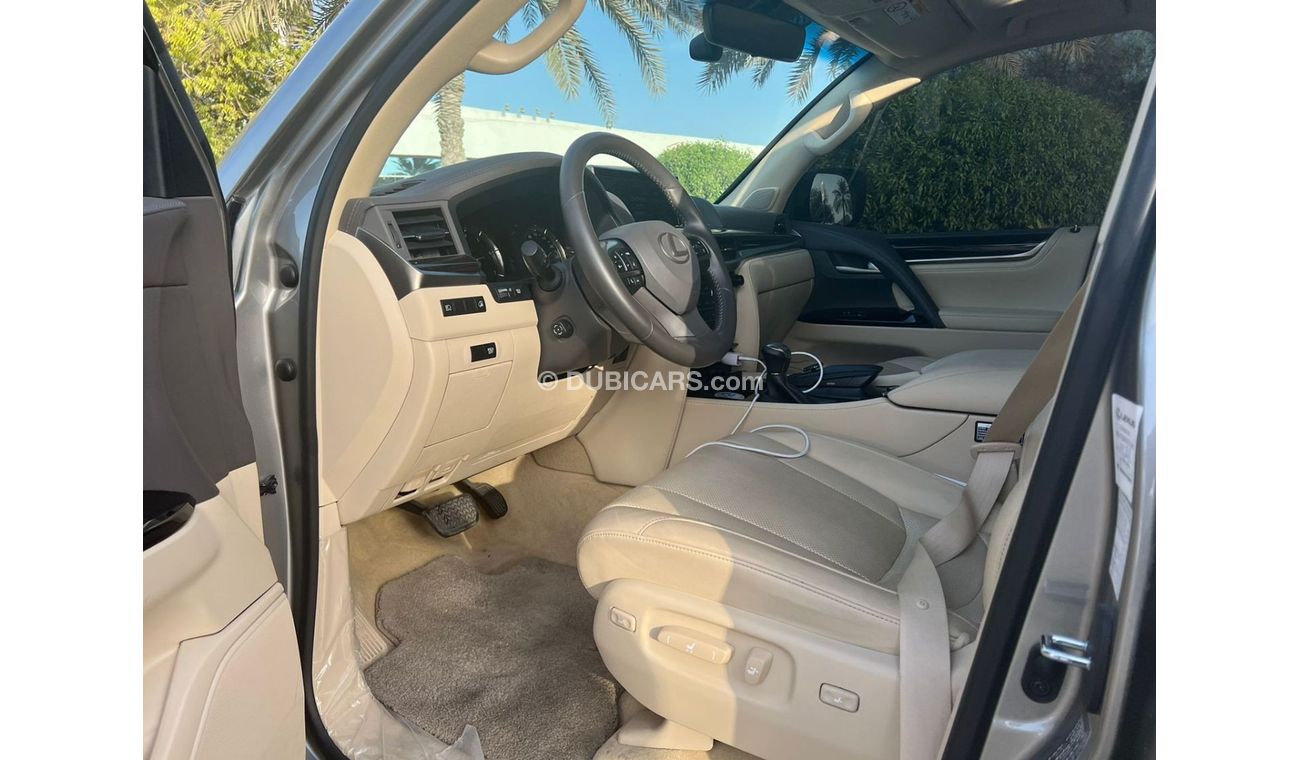 Lexus LX 570 || FSH || Warranty til 2024 || Original Paint || GCC || Pristine Condition