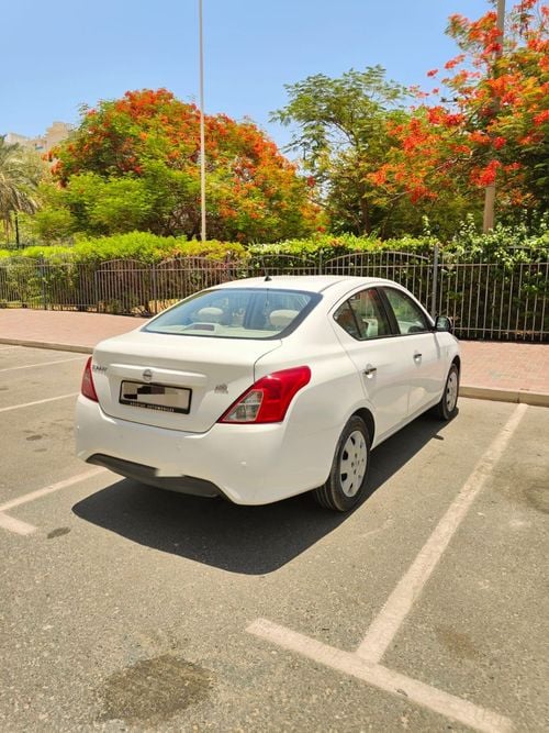 Nissan Sunny SL