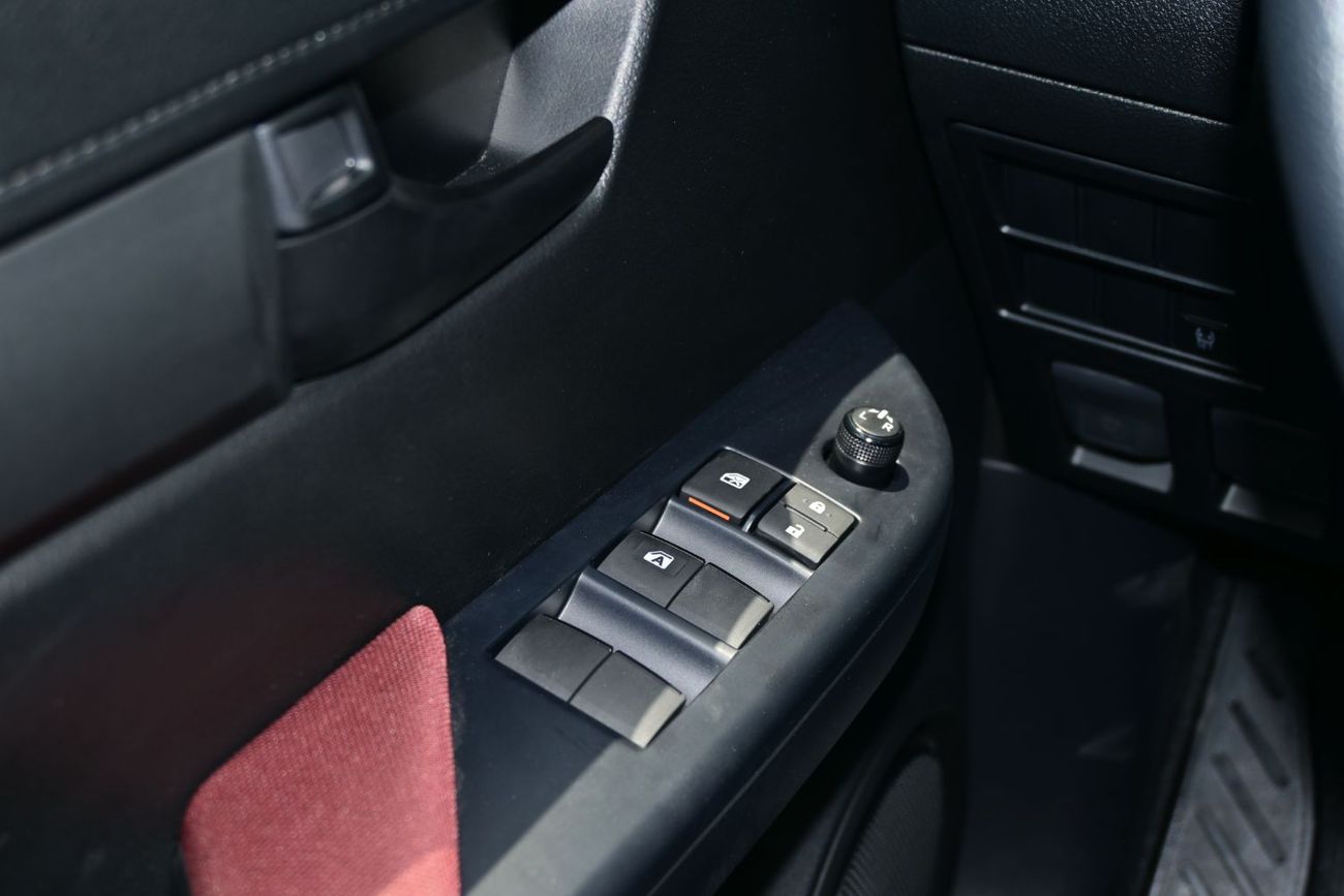 Toyota Hilux GL 2.4L Double Cab Utility Toyota Hilux 2.4L Diesel Manual 4WD, Model 2025, Color White