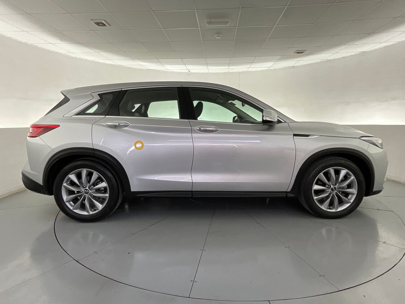 إنفينيتي QX50 Luxe | عرض العيد الحصري | خالية من أضرار الفيضانات